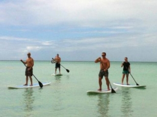  Camicrema supervisada de stand up paddle 